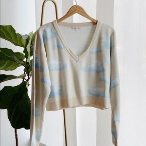 Cropped cloud sweater